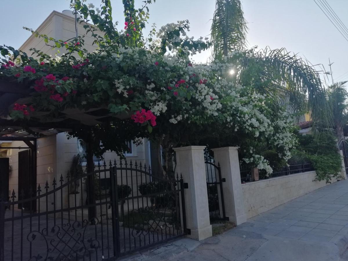 Villa Myria Paphos Exteriör bild