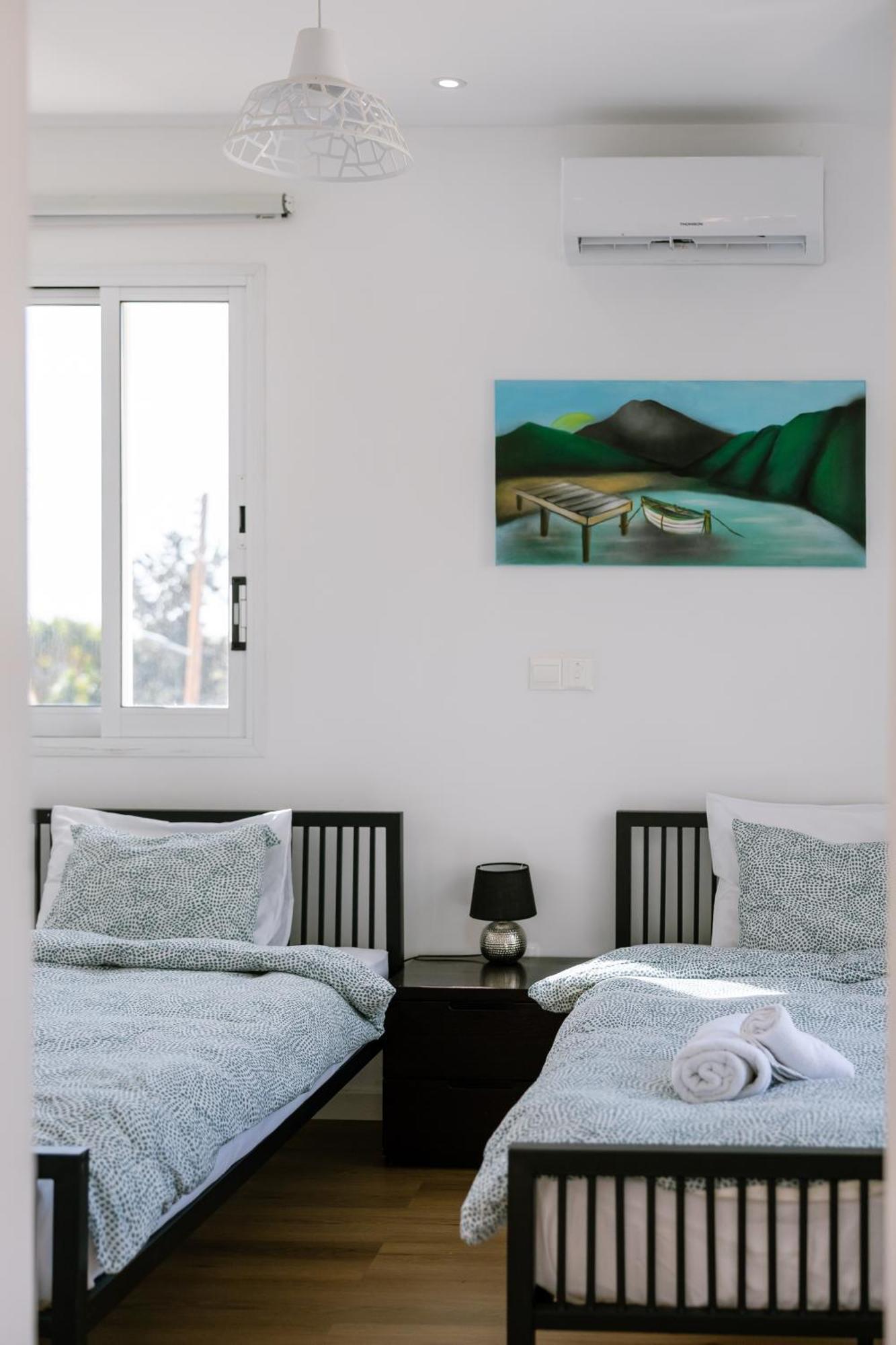 Villa Myria Paphos Exteriör bild