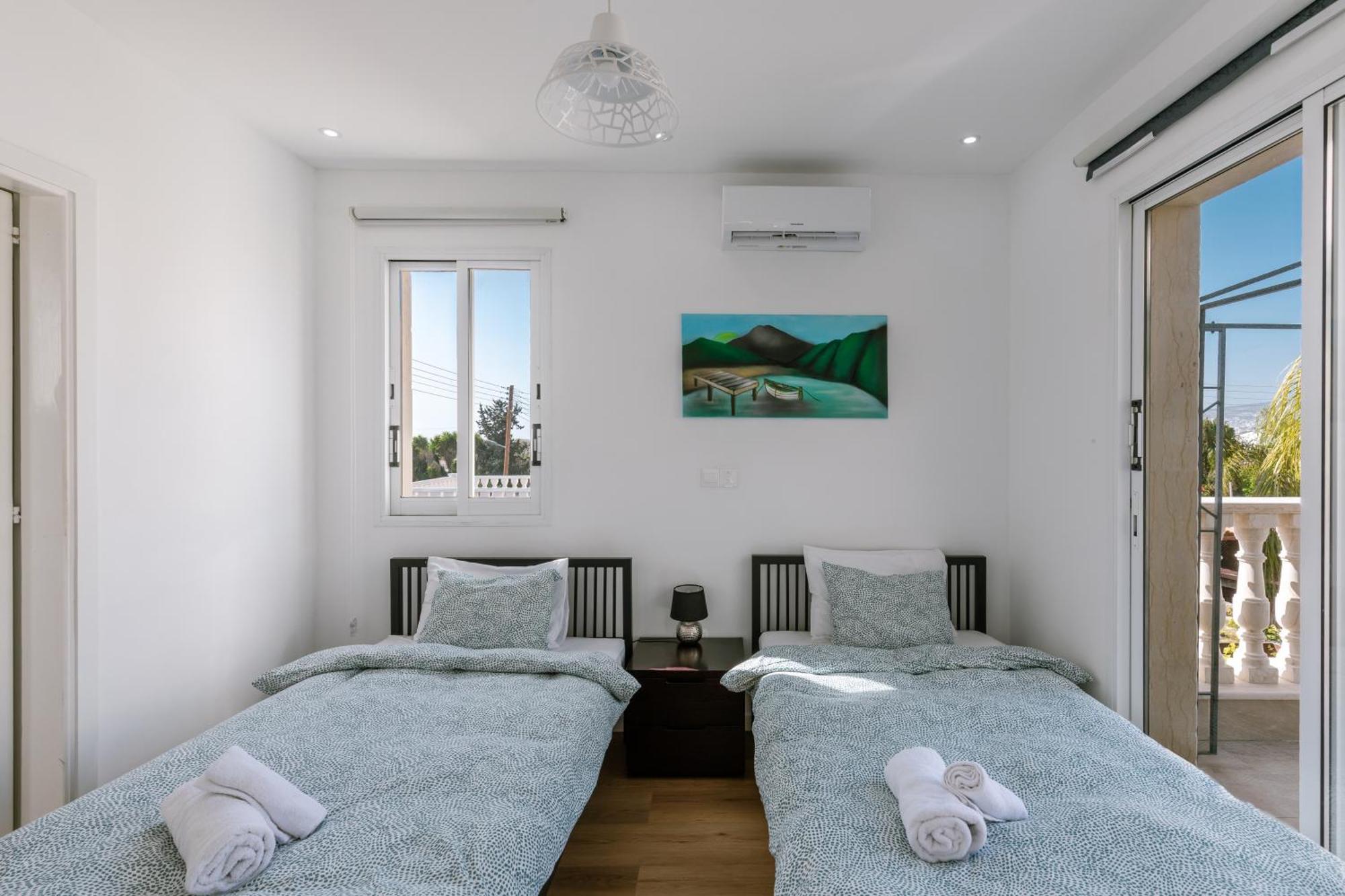 Villa Myria Paphos Exteriör bild